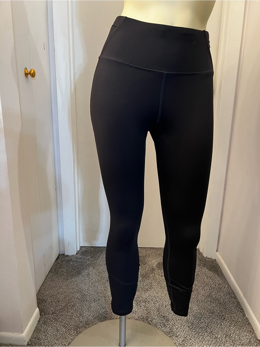 all in motion Black High-Rise Performance Leggings